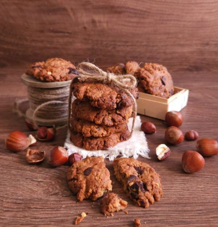 Cookies à la purée de noisette toastée et chocolat