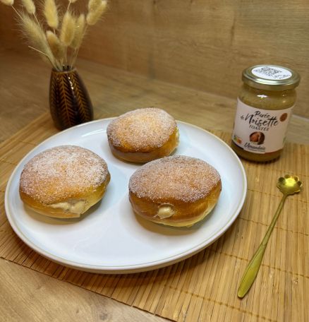 Beignets à la purée de noisette toastée