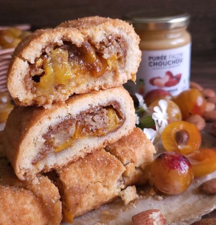 Strudel aux prunes et purée de cacahuète caramélisée façon chouchou