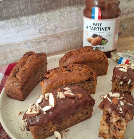 Mini cake au chocolat et à la pâte à tartiner crunchy amande
